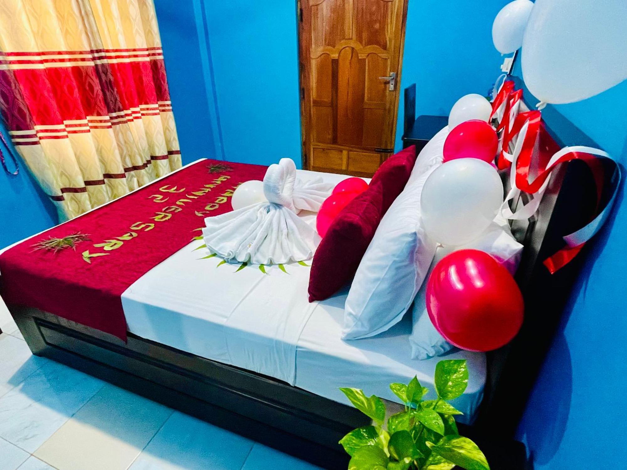 Hema Holiday Villa Trincomalee Buitenkant foto