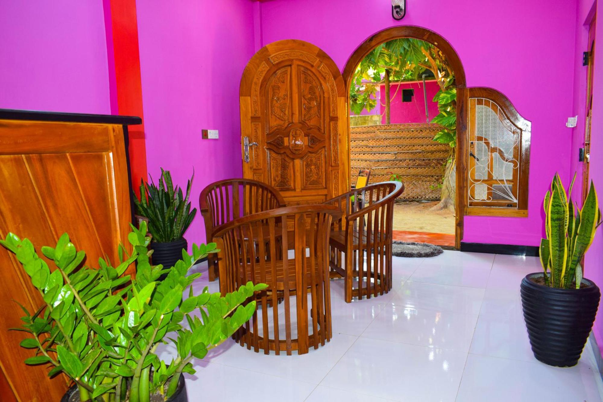 Hema Holiday Villa Trincomalee Buitenkant foto