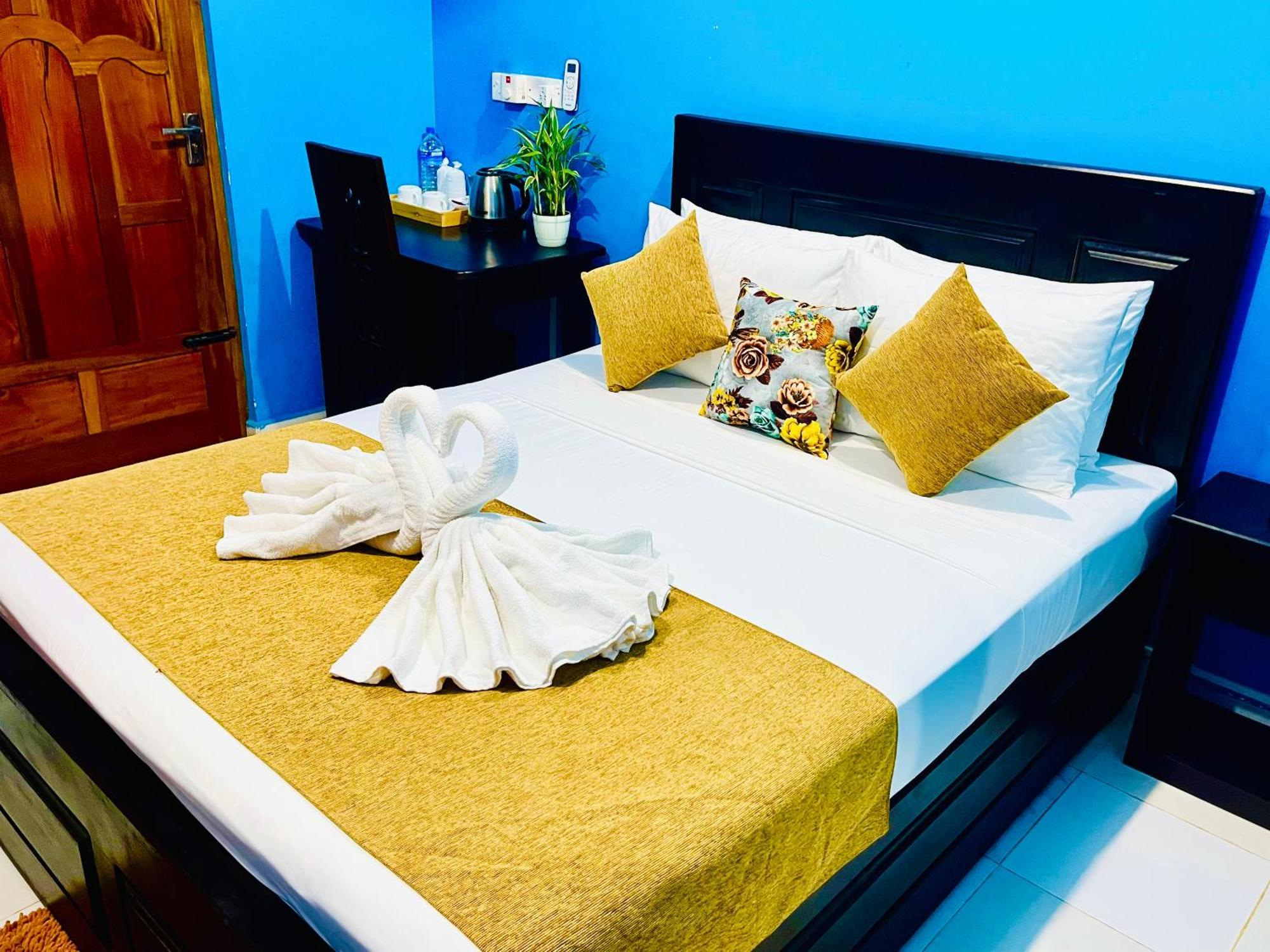 Hema Holiday Villa Trincomalee Buitenkant foto